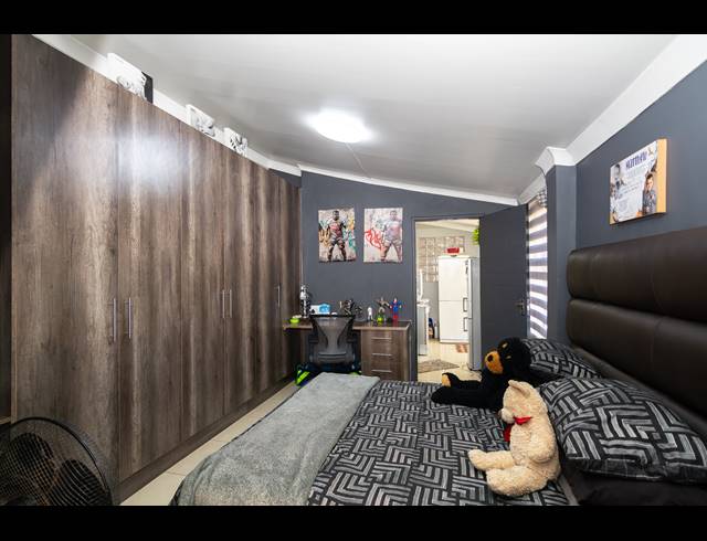 5 BEDROOM FREEHOLD FOR SALE IN HORIZON VIEW
